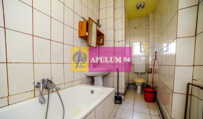 Garsoniera Cantemir - Budapesta.